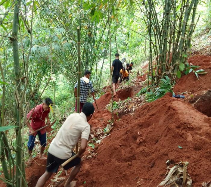 G:\Medical Leave Gordon\VILLAGE REPORT PICTURES\JIRANG BLOCK\Sohkyrbam rim\5.contour trenches\WhatsApp Image 2023-03-24 at 17.27.36.jpeg